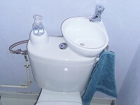 Lave-mains pour toilettes WiCi Mini - Monsieur L (91) - 2 sur 2